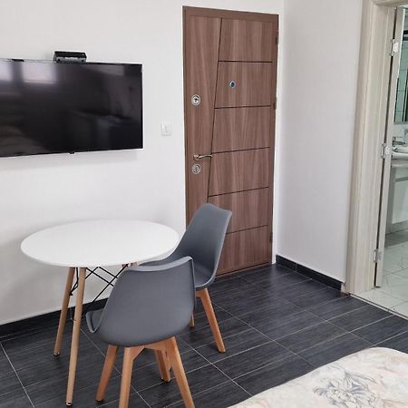 Apartman Tolosi Podgorica Esterno foto