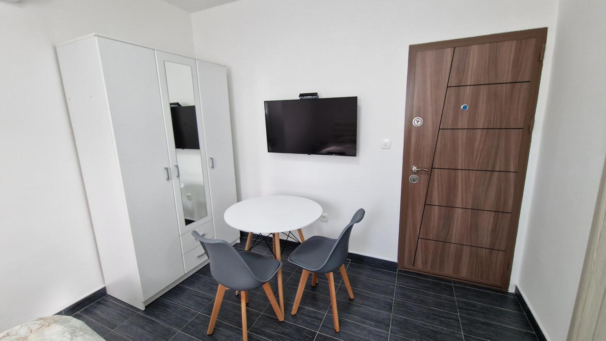 Apartman Tolosi Podgorica Esterno foto